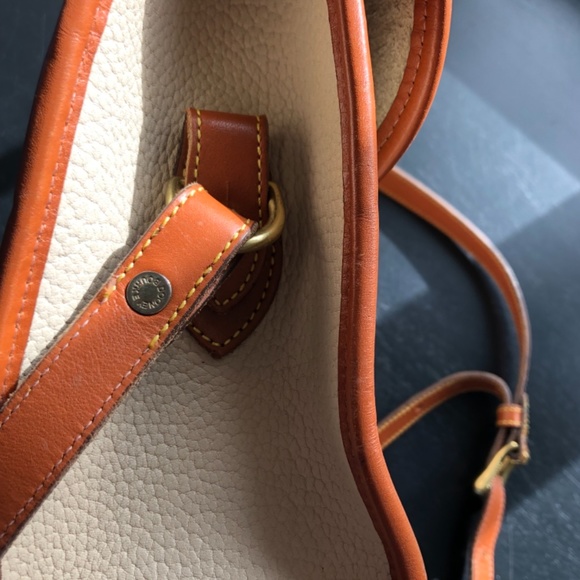 Dooney & Bourke "All Weather Leather" vintage bag - Picture 7 of 15